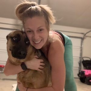 Meet your Posher, Kayla